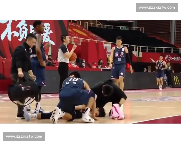 暖心阿德耶米！对手受伤弃攻，这波操作获裁判力赞